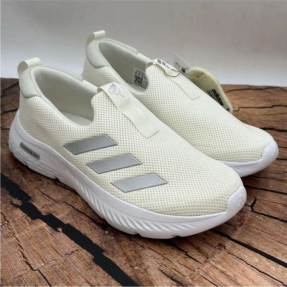 Adidas Shoes Womens Size 7.5 White Cloudfoam Move Slip On Walking Comfort JI4831 - Picture 3 of 11